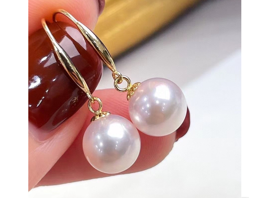 La boucle d'oreille de perle de rond d'OEM, perle classique balancent des boucles d'oreille pour épouser la dimension de 9-9.5MM