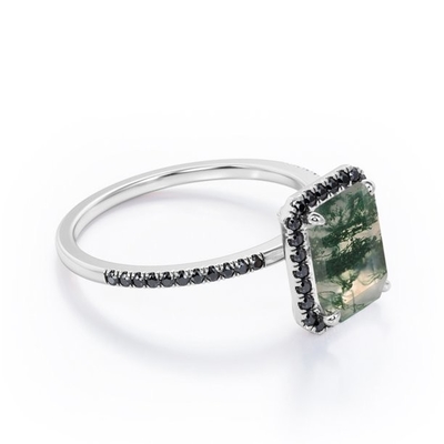 agate de style du halo d'Emerald Cut Moss Green avec l'engagement créé par laboratoire Ring With Pave Accents