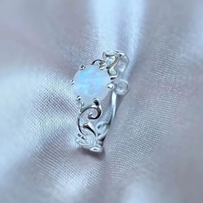 925 Sterling Silver Vine Manufacturer Round ont coupé l'engagement Ring Wholesale Women Jewelry Rings de Moonstone d'arc-en-ciel