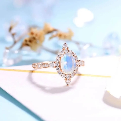 Plus nouvelle Rose Gold Plating 925 bagues de fiançailles bleues de Sterling Silver Jewelry Oval Cut Moonstone