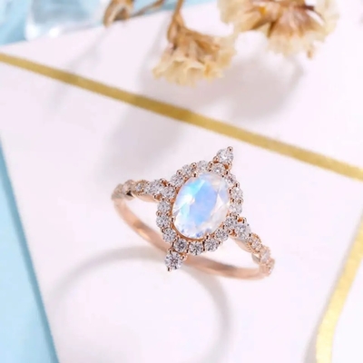 Plus nouvelle Rose Gold Plating 925 bagues de fiançailles bleues de Sterling Silver Jewelry Oval Cut Moonstone