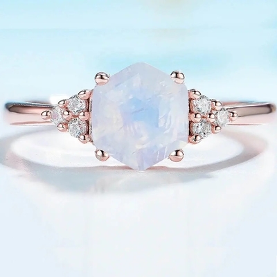 Or Ring Natural Gemstone Jewelry argenté de la bague de fiançailles 18k de Moonstone de poire