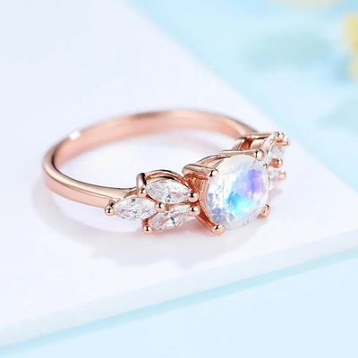Anneau savoureux de 925 Sterling Silver Fashion Design Exquisite Moonstone
