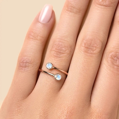 Forme ronde de bijoux réglables de 925 Sterling Silver Faceted Rainbow Moonstone