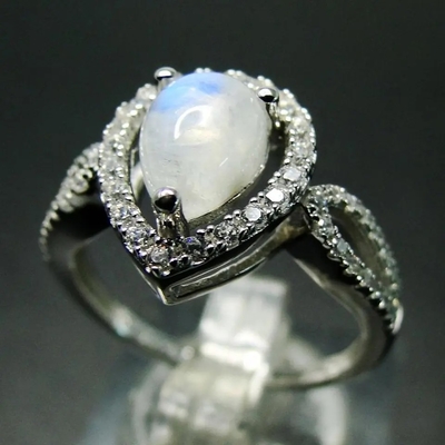 Anneaux 925 Sterling Silver de la CZ d'engagement de Moonstone d'arc-en-ciel