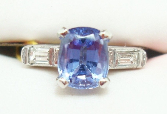 anneau naturel véritable de Tanzanite d'ovale de l'or 14k blanc avec la CZ