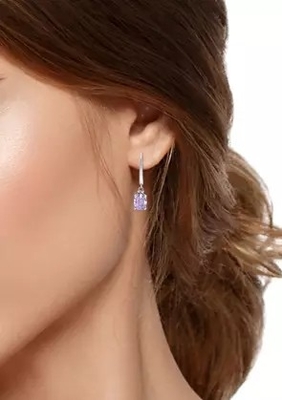 2,46 Ct. T.W. And 1/10 Ct. Boucles d'oreille de Leverback d'améthyste de T.W. CZ en Sterling Silver