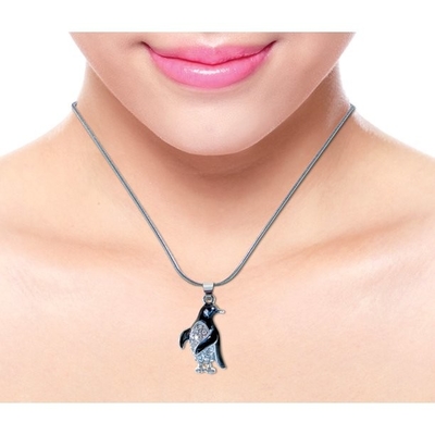 Le collier et les boucles d'oreille de scintillement perplexes de pingouin ont placé l'ensemble de charme de collier et de boucle d'oreille - océan