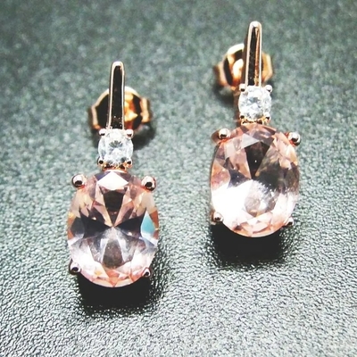 Boucle d'oreille à spinelle d'engagement d'argent de bijoux de vert ovale de coupe pour des femmes