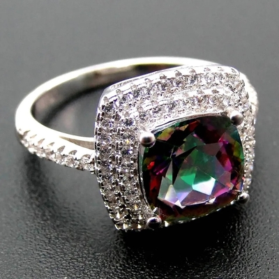 Les bijoux argentés de 925 Serling placent la coupe Topaz Engagement Ring mystique de coussin