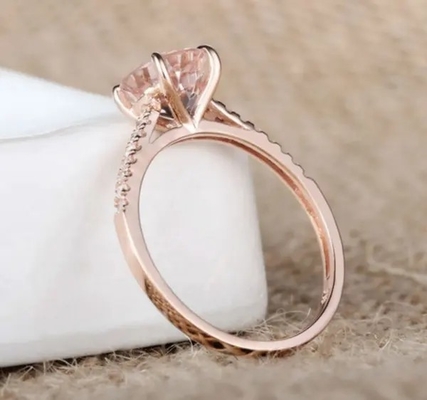 Nouveau cadeau de femmes de Rose Gold Plated Morganite Stones de conception épousant le collier pendant