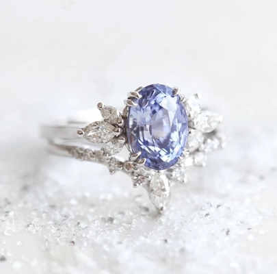 Promesse Ring Elegant Jewelry d'engagement de la CZ de côté de S925 Rose Gold Oval Lavender Sapphire