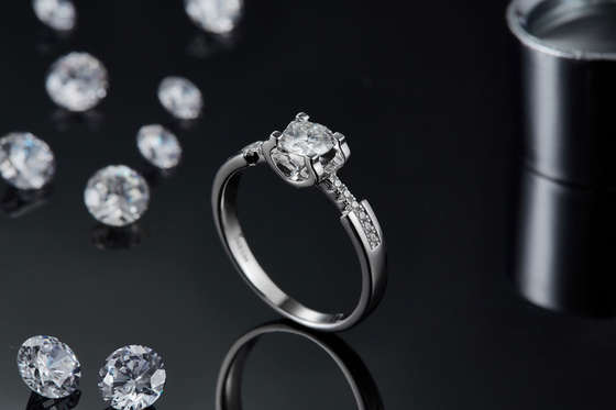 Moissanite blanc Diamond Minimalist Custom Sytle Wedding Ring For Women