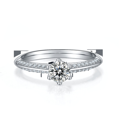 Les femmes blanches d'engagement de Moissanite et de Sapphire Platineve Diamonds Jewelry sonnent
