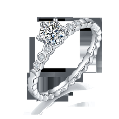 La conception l'engagement blanc de Moissanite de 1.16CTW Wavilion et de Sapphire Platineve Diamonds Jewelry pour des femmes sonnent