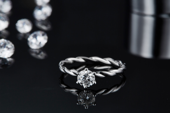 Les fiançailles de Moissanite pour l'or blanc d'alliance de Ring Set Diamonds And Sapphire de femmes pavent