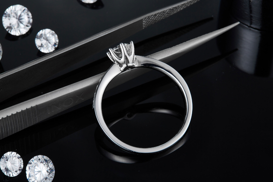 Or blanc Moissanite Ring Vintage Engagement Ring de la bague de fiançailles 14K de Milgrain Moissanite