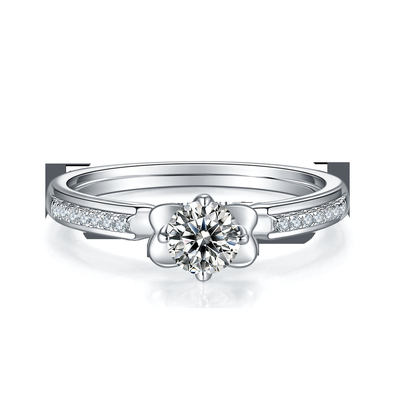 La fleur a coupé l'or blanc Ring Moissanite Engagement de Ring Unique 14KN d'engagement de Moissanite   Anneau