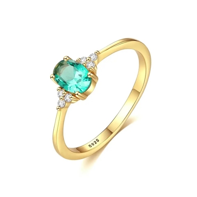 925 simples en gros Sterling Silver Delicate CZ Emerald Jewelry Ring savoureux