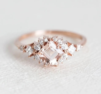 L'or de 925 Sterling Silver Fascination Pretty Rose a plaqué le halo de scintillement fin Ring Set de Morganite