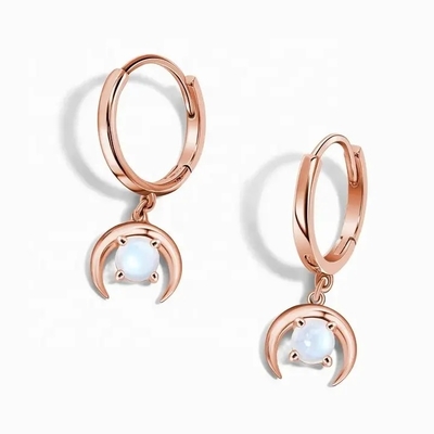 La baguette de Rose Gold Plated 925 Sterling Silver Rainbow Moonstone Earrings a coupé les bijoux naturels de boucle d'oreille de goujon de Moonstone