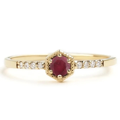 Engagement minimal Ring Dainty Unique de Sterling Silver Natural Ruby Hexagon de cadeau