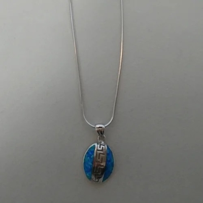 Conception principale Meandros Opal Pendant Necklace With 925 Sterling Silver