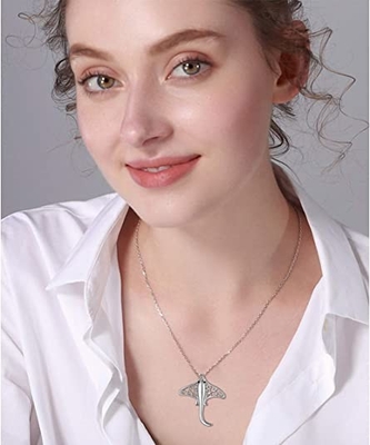 Collier pendant de 925 poissons de Sterling Silver Jumping Sea Bass de charme polonais élevé de vie marine