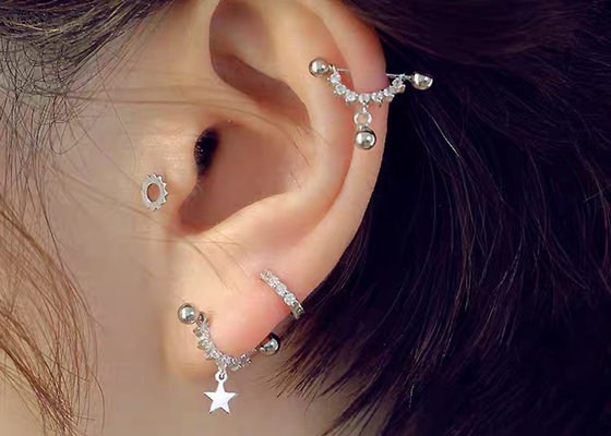 or Diamond Cartilage Earrings, OEM perçant de 0.126ct 14k de boucles d'oreille de l'hélice 14pcs