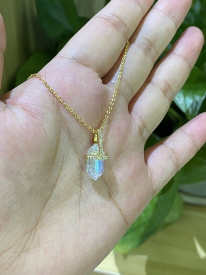 Collier naturel hexagonal de Moonstone, longueur à chaînes du collier 14inch de câble de l'or 14k