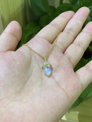 Collier naturel hexagonal de Moonstone, longueur à chaînes du collier 14inch de câble de l'or 14k