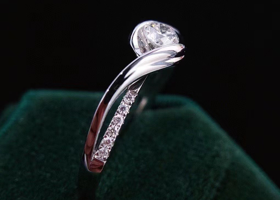 Vrai Diamond Jewellery Ring 14K ODM rond de matériel d'or blanc de la coupe 0.46ct