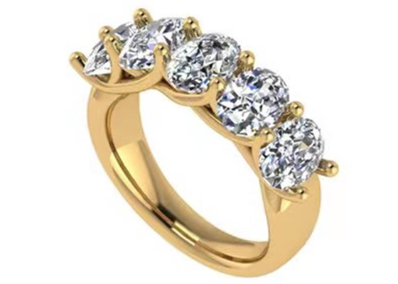 Taille ovale du diamant 18K Rose Gold Ring 6.43x 4.7x 3.03mm pour l'anniversaire