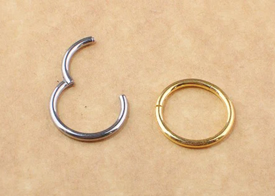Clicker d'or blanc de Periceing, ODM d'OEM de boucles d'oreille de cercle de l'or 14k pour l'anniversaire