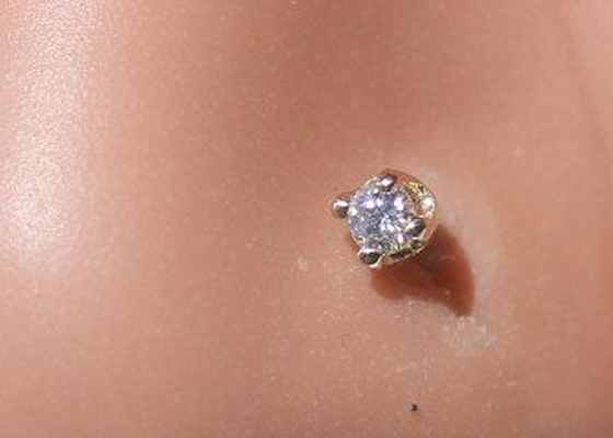 ODM 18k Rose Gold Nose Ring, flairent le diamant naturel de Pin With 1.5-2.5mm de perforation