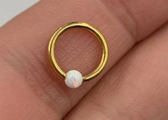 Perforation de nez d'or du cercle 18K avec Opal Inner Diameter naturel 8-12mm
