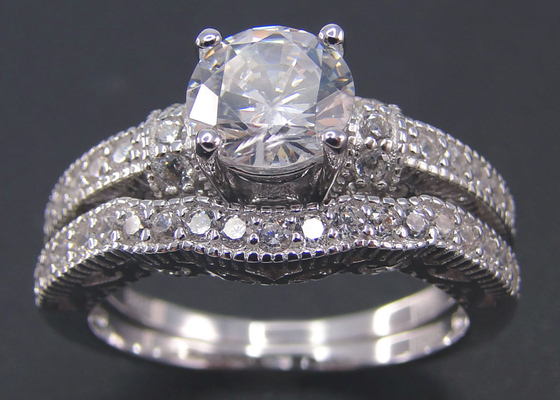 ODM d'OEM de forme de Diamond Engagement Wedding Rings Round de 2 carats