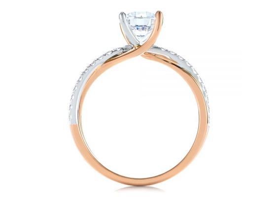 Rond Criss Cross Diamond Ring Gold, 4 taille de la bague de fiançailles 6mm de fourche