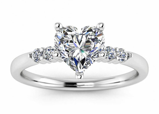 dimension du diamant 6MM de Ring Heart Shape With Lab d'argent de 0.8ct 9K