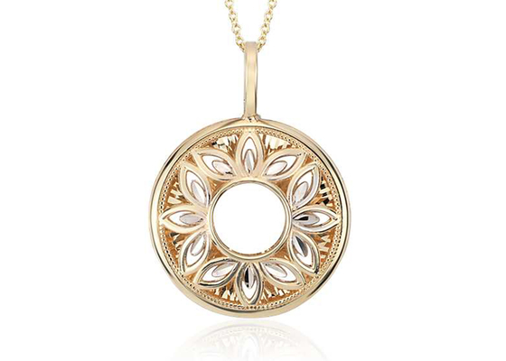 ODM d'OEM en filigrane floral de Diamond Pendant Necklace Yellow Gold de forme
