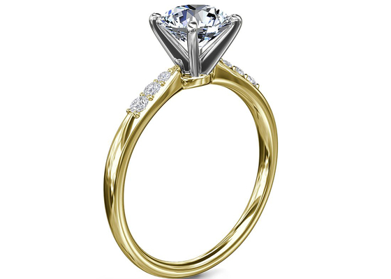 La forme ronde 9K argentent la pierre blanche de Ring With 6MM 1.0ct Moissanite
