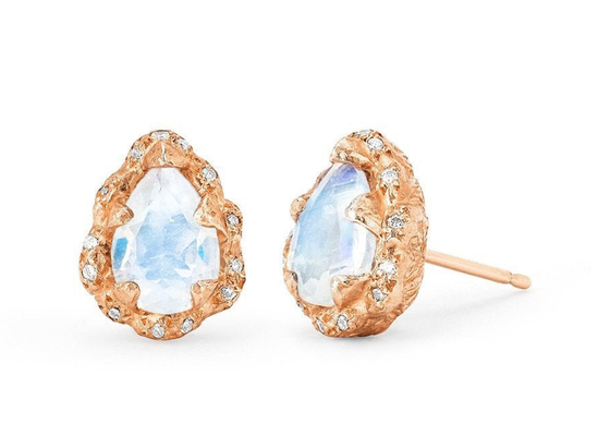 La baisse de l'eau a facetté des boucles d'oreille de l'or 9K avec le vrai diamant de 6×8MM Moonstone