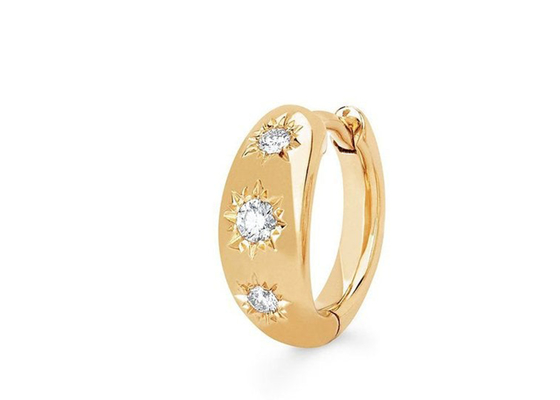 boucles d'oreille de cercle de Huggie d'or de taille de 12mm avec la coupe de rond 0.16ct CZ