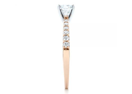 Griffe plaçant l'ODM d'OEM de taille de Rose Gold Moissanite Band Rings 5.5MM