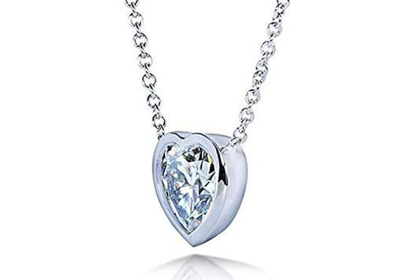 style d'encadrement de coeur de colliers d'or de 16inch 14K avec 6x6mm Moissanite