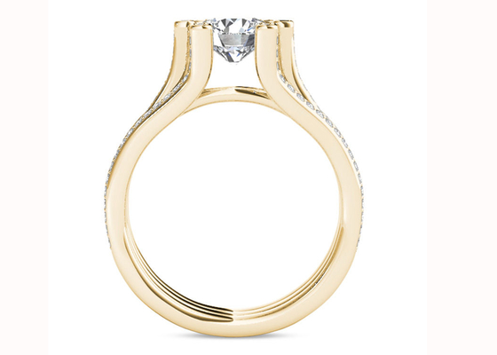 Poids de total de l'or jaune 126PCS Diamond Engagement Wedding Rings 1.26CT